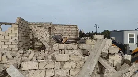 Qalada qanunsuz tikililər sökülüb