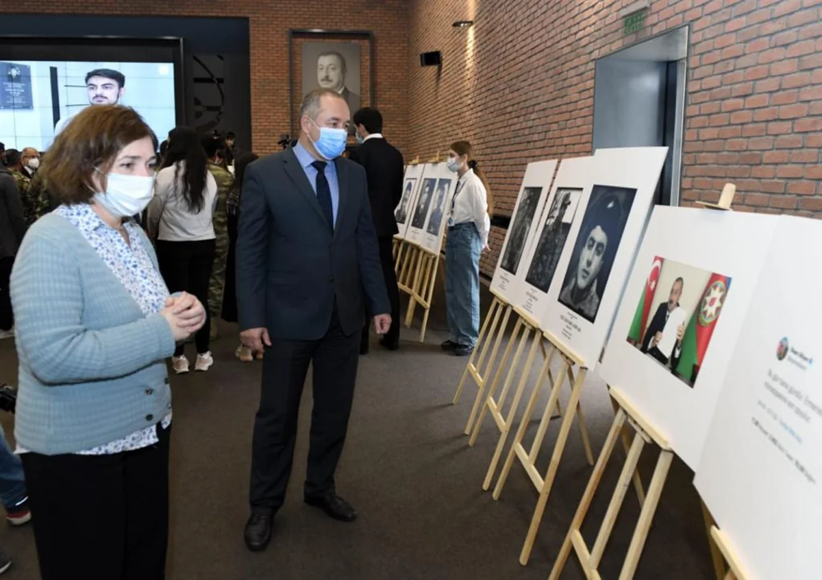 ADBTİA-da Zəfər sərgisi təşkil edilib