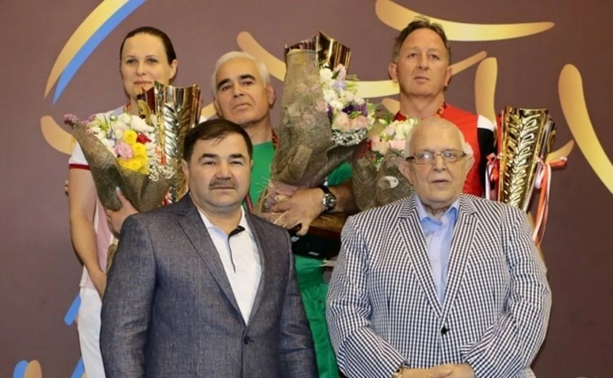 Azərbaycanın qadın güləşi üzrə yığma komandası Avropa çempionu olub