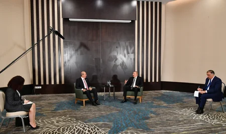İlham Əliyev Konyada Şimali Kipr Türk Respublikasının Prezidentini qəbul edib