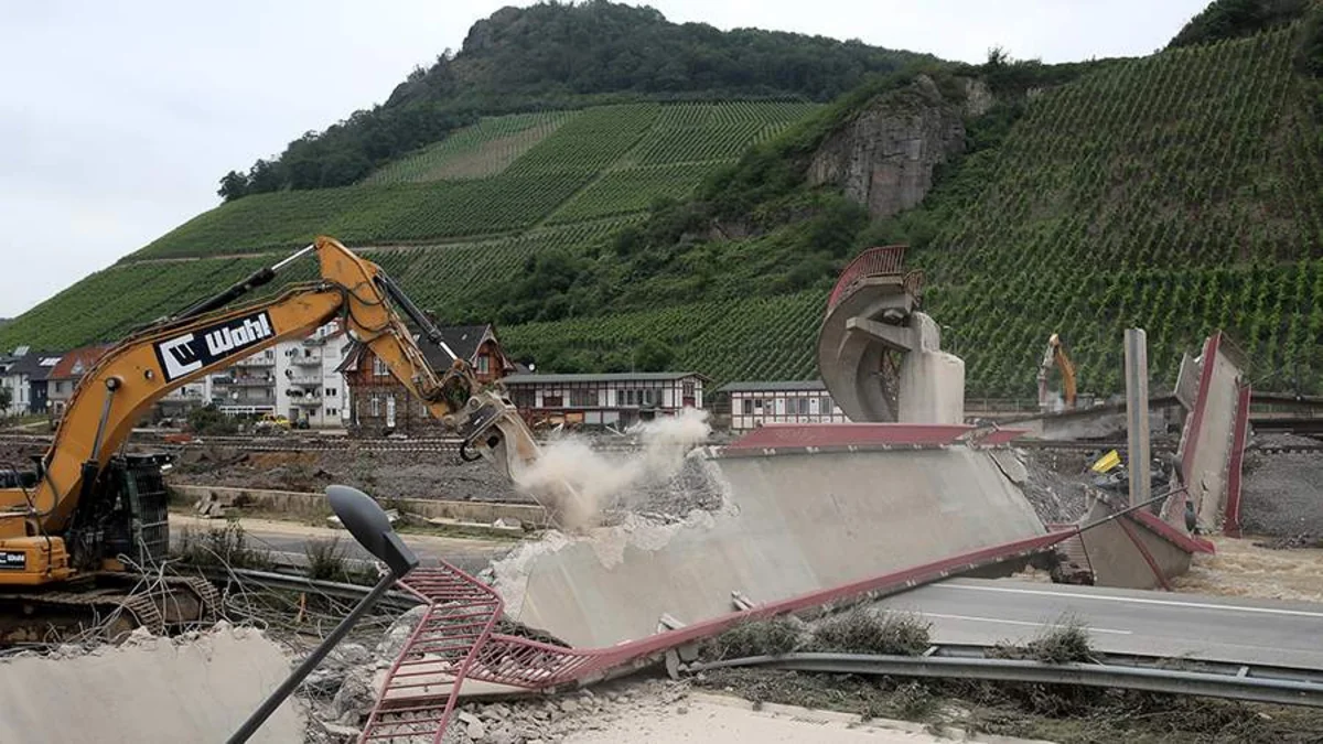 Almaniyanın qərbindəki daşqınlar 360 nəfərə zərər vurub