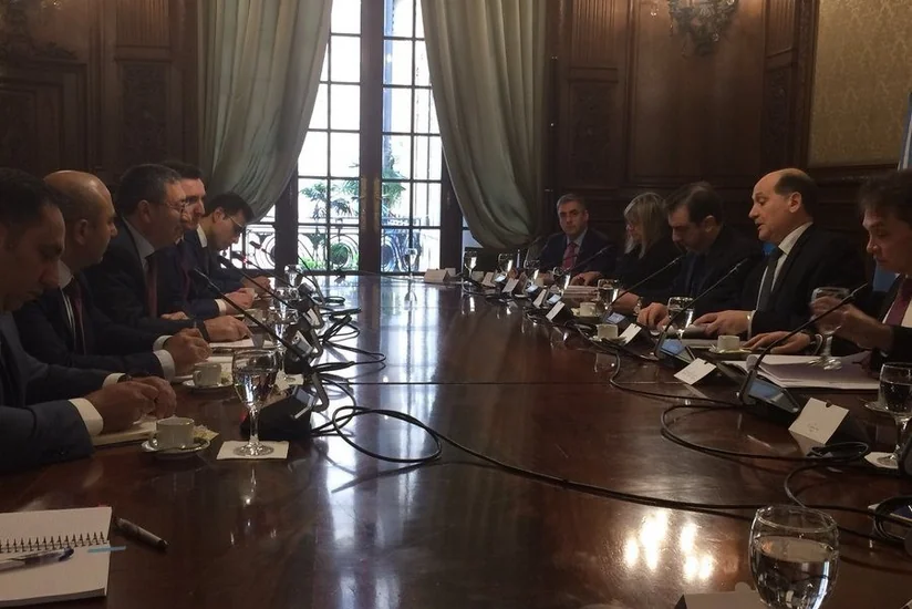 Азербайджан и Аргентина проводят политические консультации