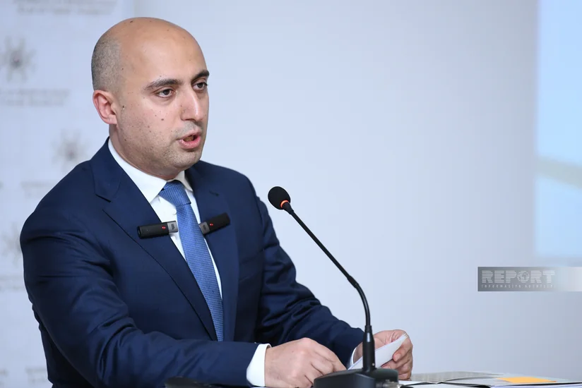 Elm və təhsil naziri şagirdlərin dərsdən yayınma hallarından danışıb