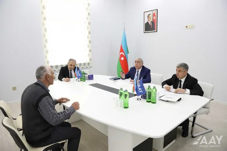 Saleh Məmmədov Naftalan, Goranboy və Xocalı sakinlərini qəbul edib