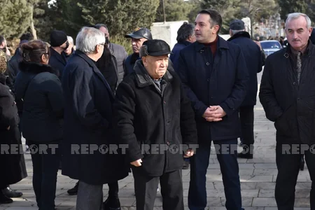 Tanınmış ictimai xadim Ramiz Abutalıbov dəfn olunub