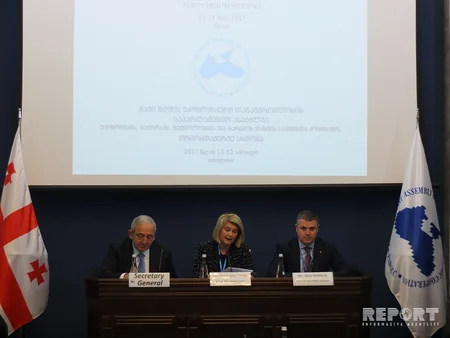 Tbilisidə QDİƏT Parlament Məclisinin komitə iclası keçirilir