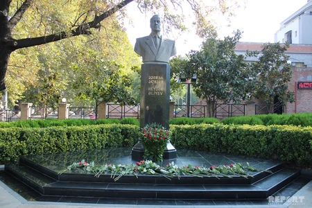 Gürcüstanda Cəlil Məmmədquluzadənin 150 illiyinə həsr olunan tədbirlər keçirilib - FOTO