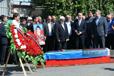 30 il sonra Xocavənddə meyitinin qalıqları tapılan şəxs Füzulidə dəfn olunub - YENİLƏNİB-3