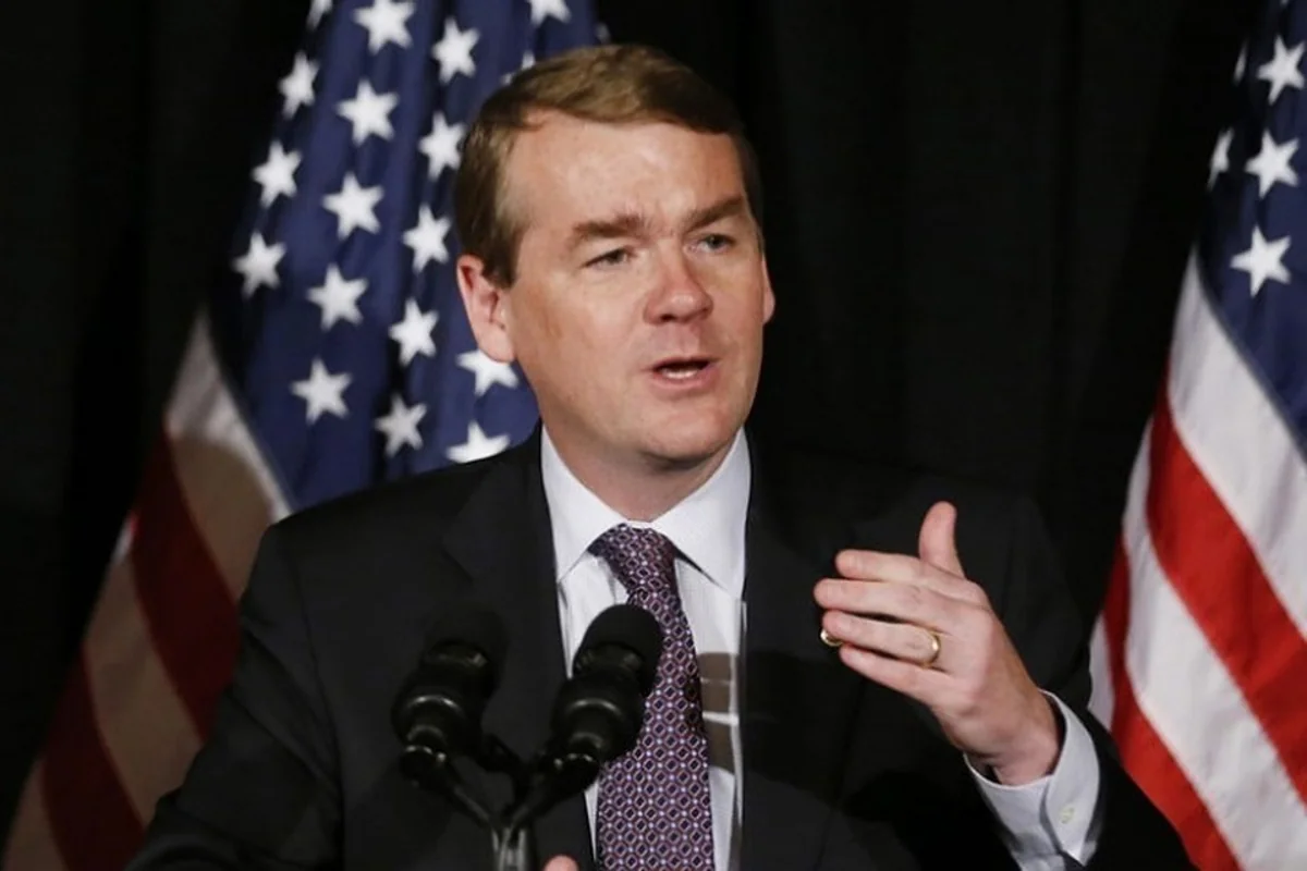 Senator Michael Bennet announces he's running for president in 2020
