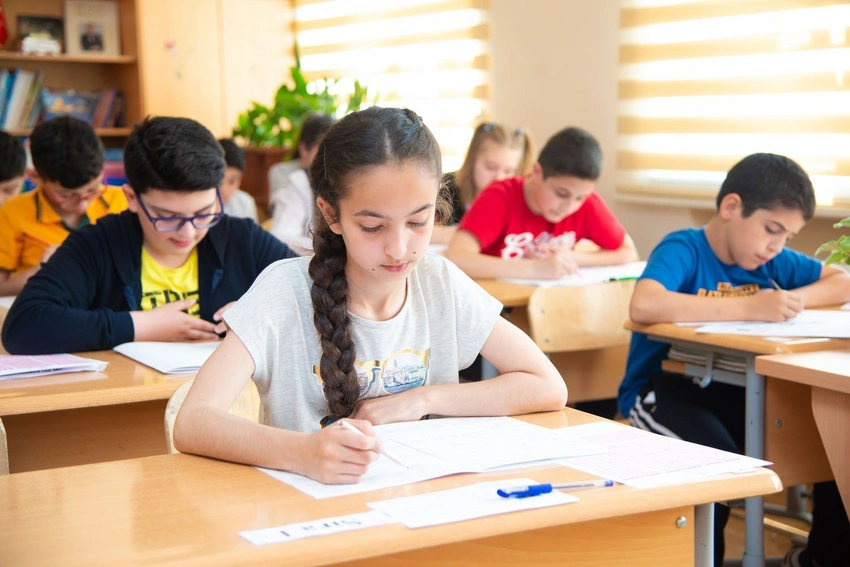 Ötən il 220 Azərbaycan vətəndaşı Gürcüstanın orta məktəblərinə qəbul edilib