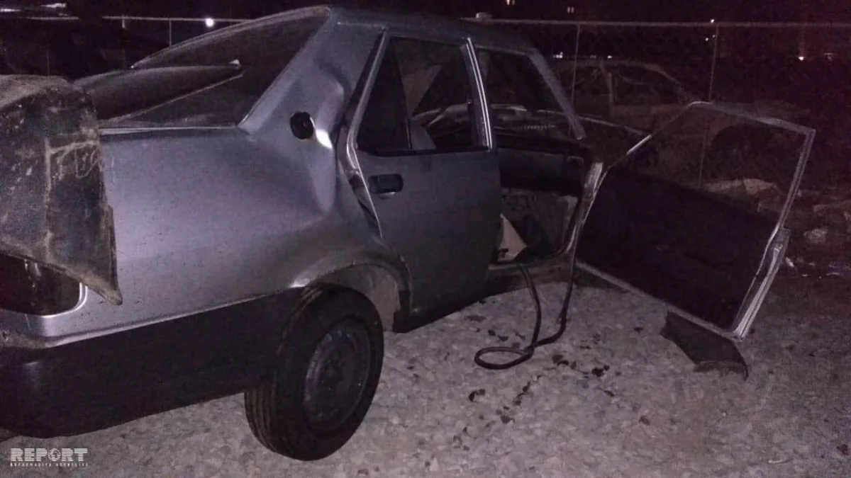 Bakıda avtomobil divara çırpılıb, ölənlər var - FOTO - VİDEO - YENİLƏNİB