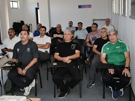 AFFA hakim-inspektorlara danışılmış oyunlarla bağlı seminar keçirib