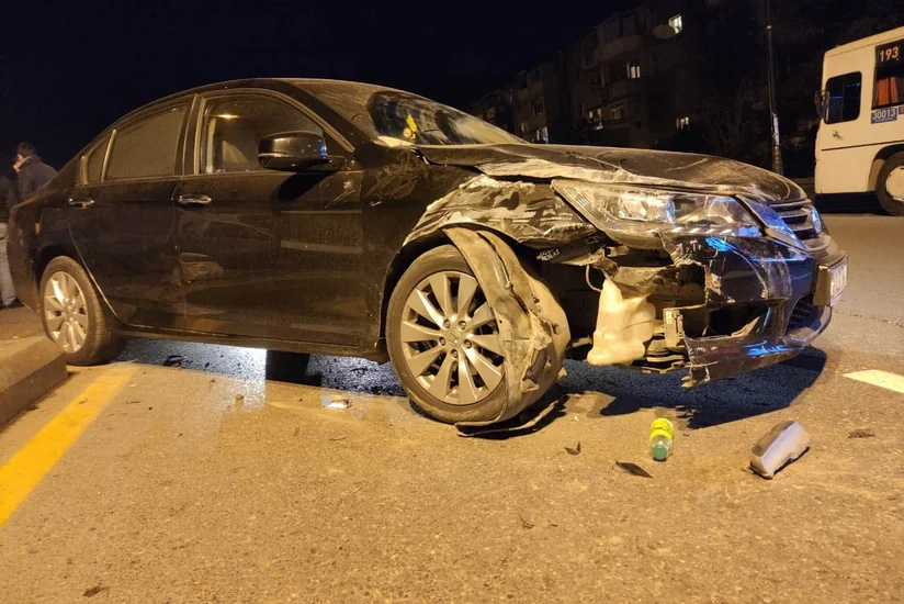 Bakıda yük və minik avtomobilləri toqquşub - FOTO - VİDEO - YENİLƏNİB