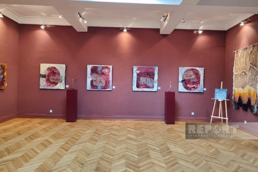 Muzey Mərkəzində “Qobustan qayaüstü təsvirləri incəsənətdə” adlı sərgi açılıb