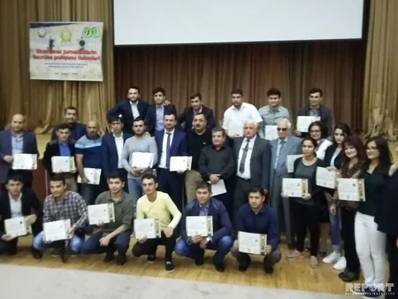 Azərbaycanda hərbi sahədən yazan jurnalistlərə diplomlar təqdim edilib - FOTO