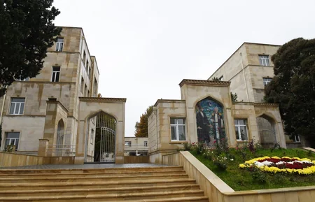 President Ilham Aliyev views secondary school No 1 in Ganja after major overhaul