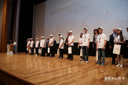 Respublika fənn olimpiadaları qalibləri mükafatlandırılıb