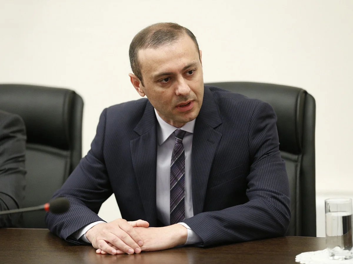 Глава Совбеза Армении: Ереван и Баку достигли прогресса в некоторых вопросах
