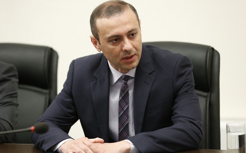 Ermənistan Təhlükəsizlik Şurasının rəhbəri: “İrəvan və Bakı bəzi məsələlərdə irəliləyiş əldə edib”