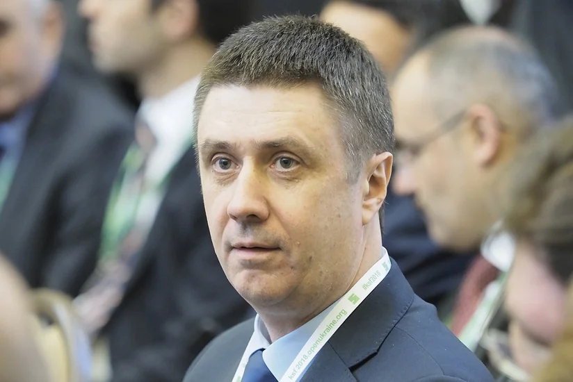 Вице-премьер: Зеленский хочет провести досрочные парламентские выборы