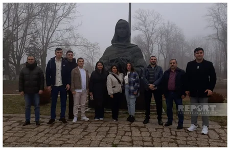 İlk 40 turist Şuşaya yola düşüb