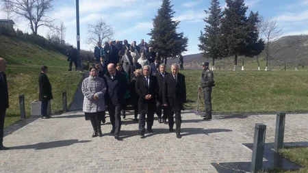 Quba Soyqırımı Memorial Kompleksində soyqırımı qurbanları anılır