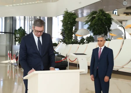 Serbiya Prezidenti Heydər Əliyev Mərkəzi ilə tanış olub