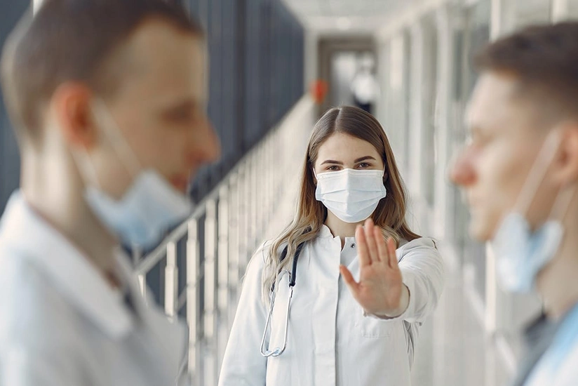 WHO recommends isolating coronavirus patients for ten days