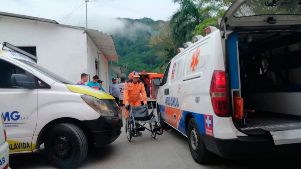 Kolumbiyada avtobus qəzası nəticəsində azı 9 nəfər ölüb, onlarla insan yaralanıb