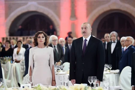 Prezident İlham Əliyev 28 May - Respublika Günü münasibətilə keçirilən rəsmi qəbulda iştirak edib