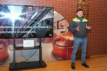Danimarka rəsmiləri Carlsberg Azerbaijan zavoduna səfər ediblər