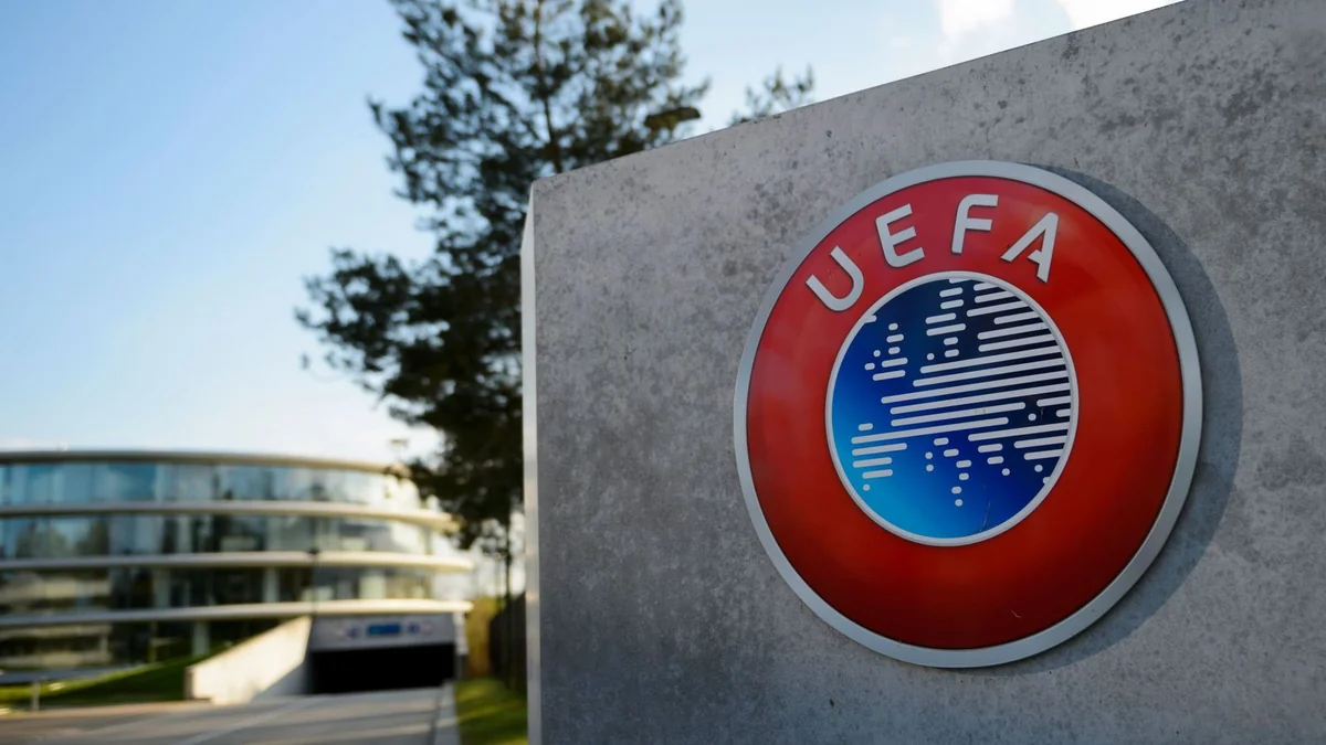UEFA daha iki turniri ləğv etdi
