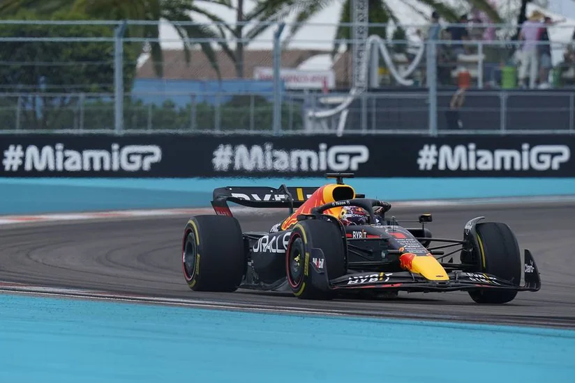 Ferstappen ardıcıl ikinci dəfə “Formula 1”-in qalibi olub