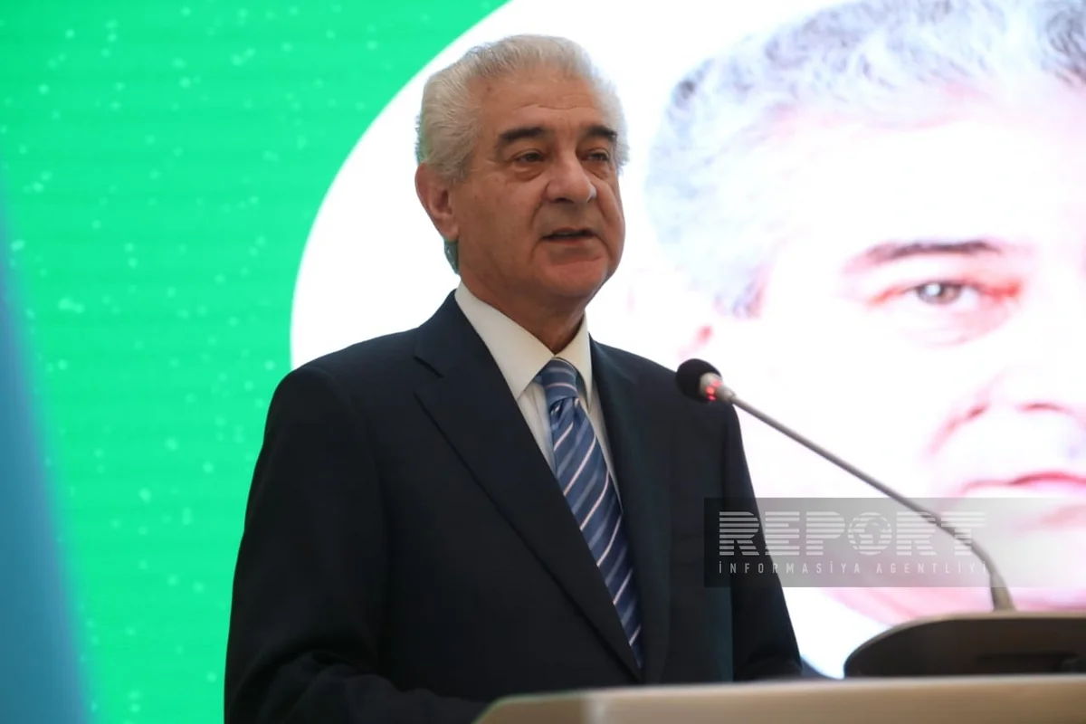 Əli Əhmədov: Dünyanın gələcəyini xilas etmək üçün bir sıra təşəbbüslər həyata keçirilməlidir