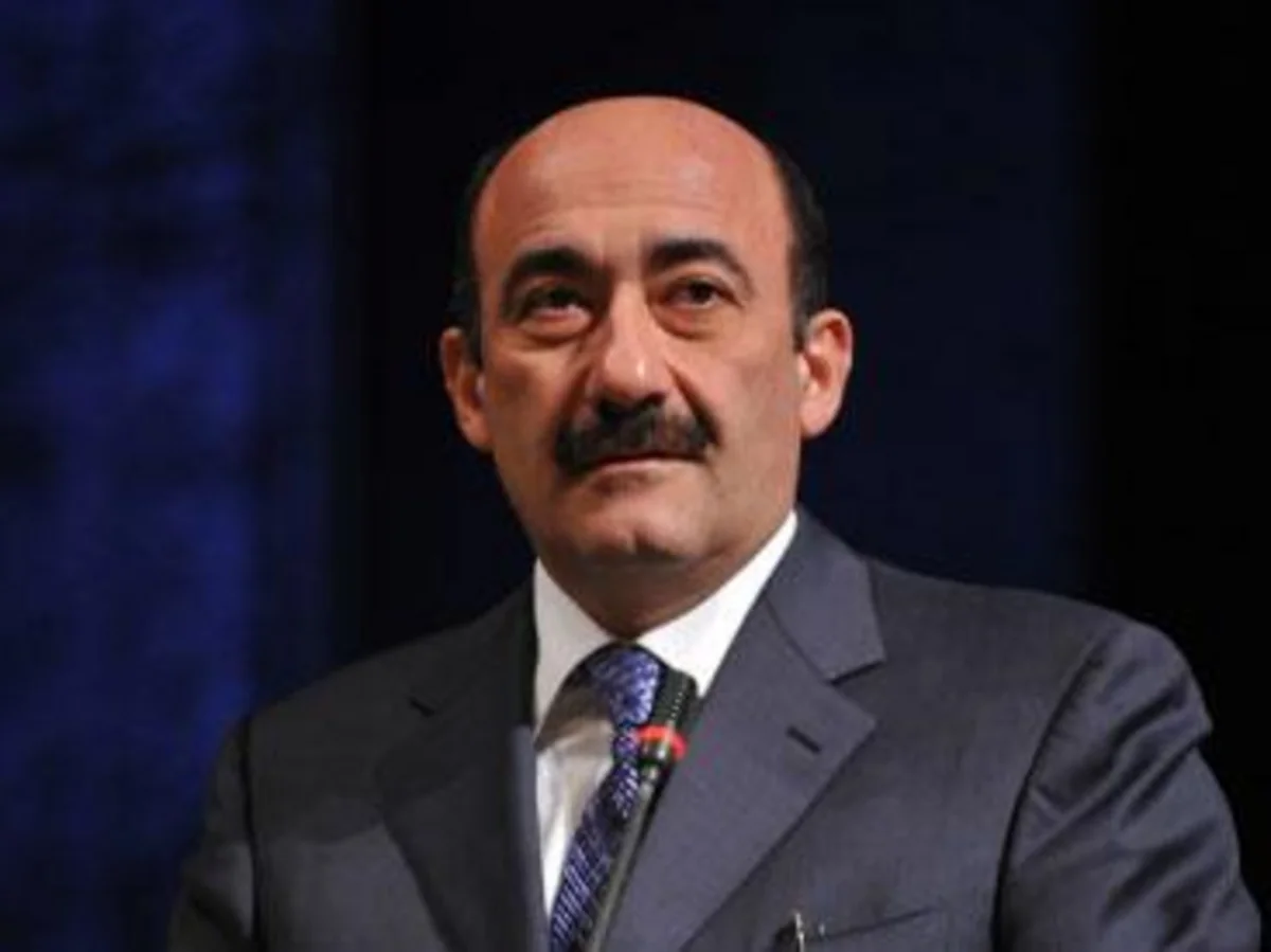 Əbülfəs Qarayev: İslam mədəni irsinin qorunub saxlanması və təbliği önəmlidir