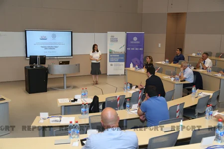 “Mediada islahatlara doğru” mövzusunda seminarlar davam edir