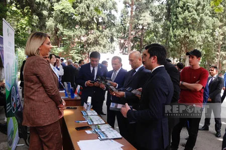 Gəncədə əmək yarmarkası keçirilib