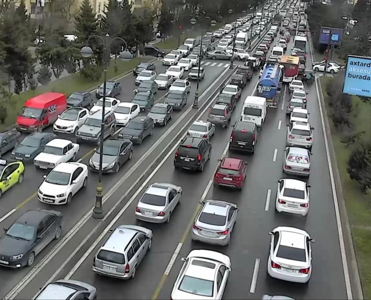 BNA hazırda sıxlıq müşahidə edilən küçə və prospektləri açıqlayıb