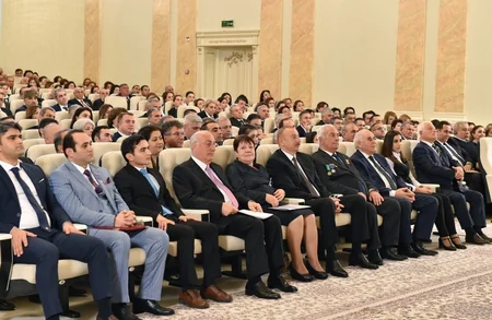 Prezident Sumqayıtın 70 illiyinə həsr olunan tədbirdə iştirak edib - YENİLƏNİB-2