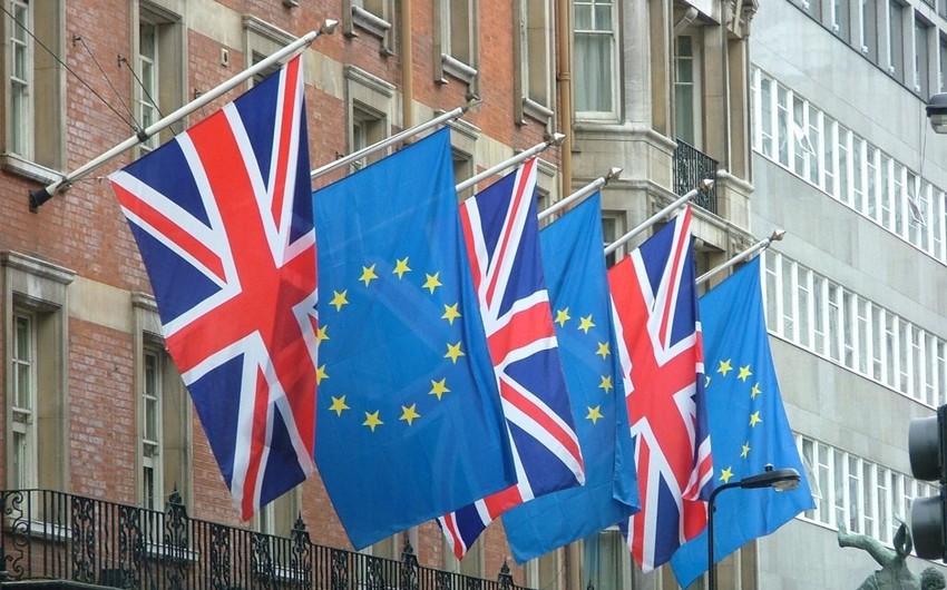 Aİ və Britaniya birgə maliyyə öhdəliklərini saxlamaq qərarına gəlib