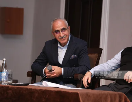 “Heydər Əliyev İli” çərçivəsində “Azərbaycan-Amerika Mədəniyyət körpüsü: Cefri Verbok” adlı tədbir keçirilib 