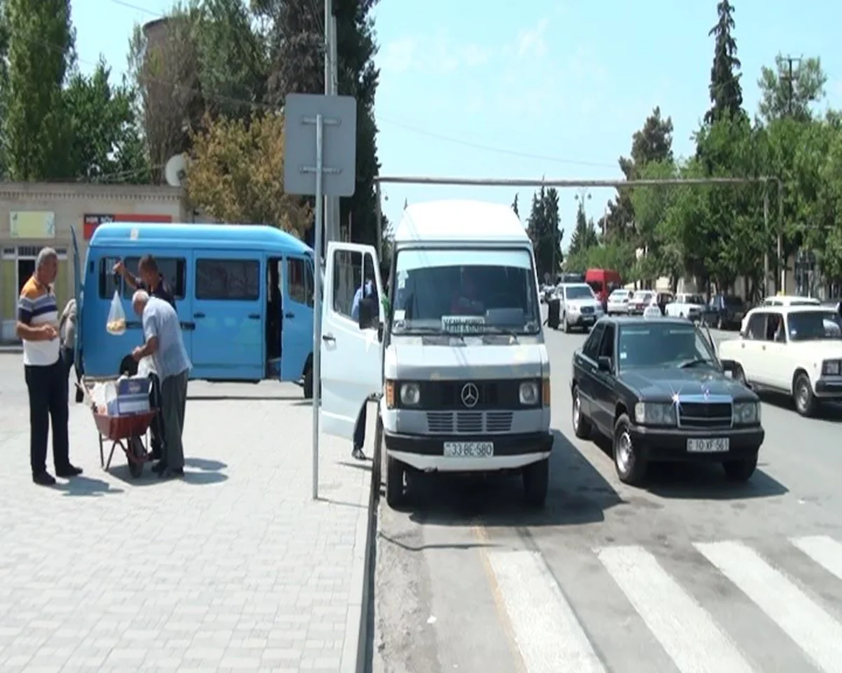 Kürdəmirin onlarla kəndinin nəqliyyat problemi: minlərlə sakin marşrut avtobusu gözləyir - REPORTAJ