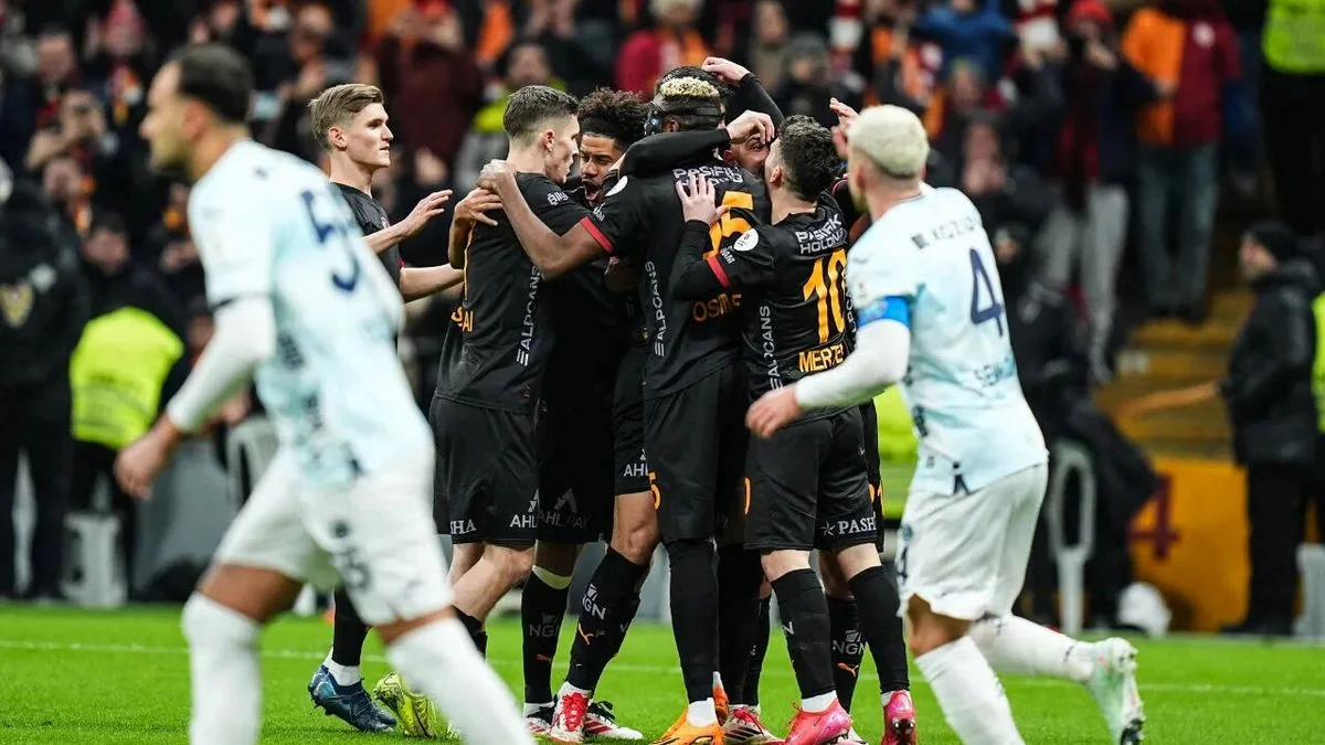 Qalatasaray - Adana Dəmirspor oyunu ilə bağlı aidiyyəti qurumlara müraciət olunub