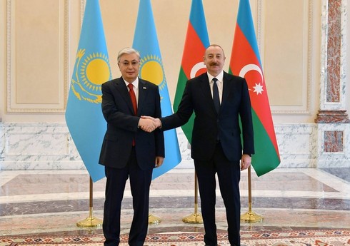 İlham Əliyev qazaxıstanlı həmkarını ad günü münasibəti ilə təbrik edib