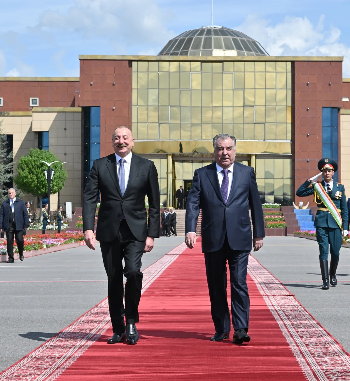 Prezident İlham Əliyevin Tacikistana dövlət səfəri başa çatıb