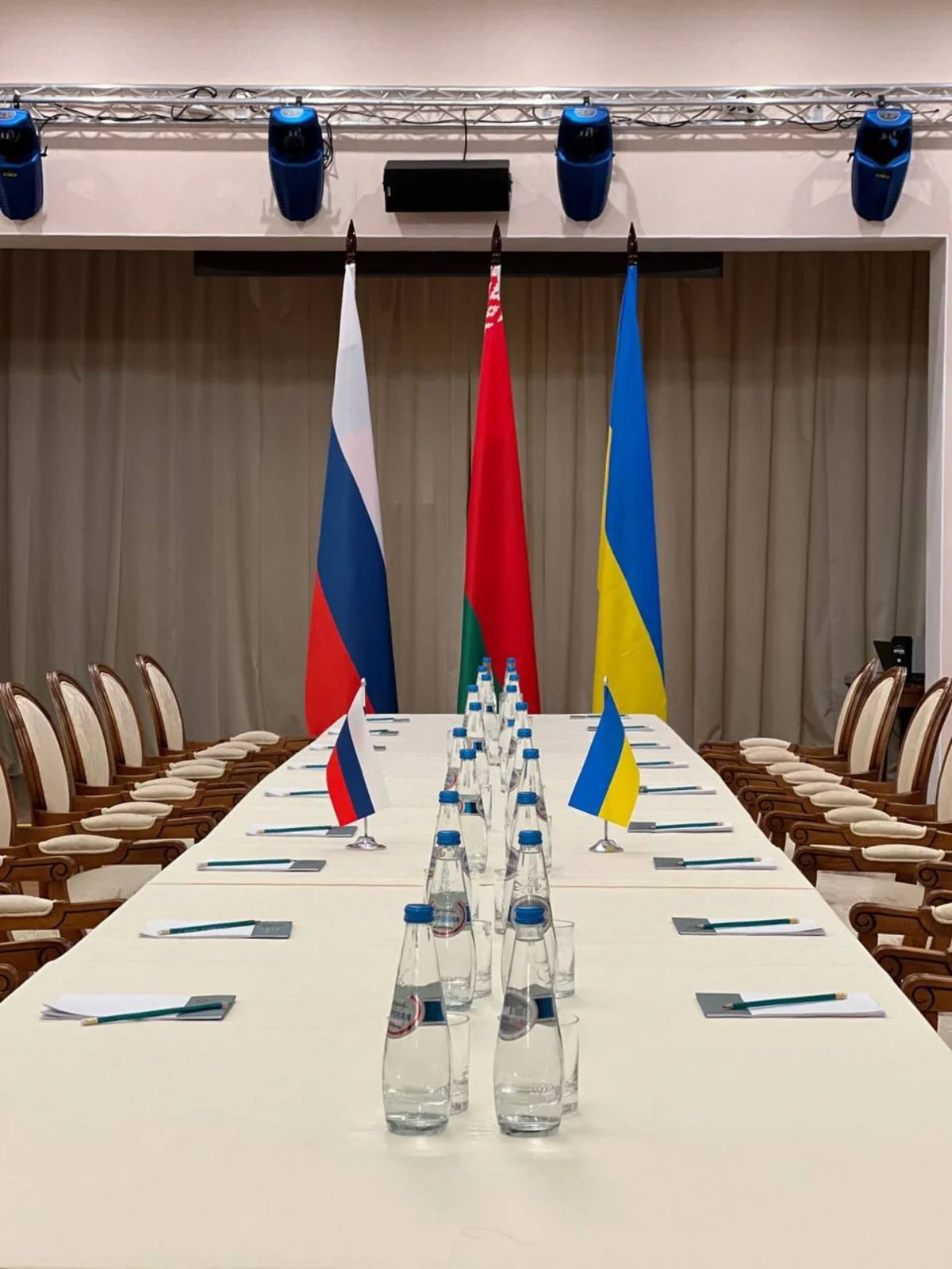 Офис президента Украины: Переговоры с Россией могут состояться 2 марта