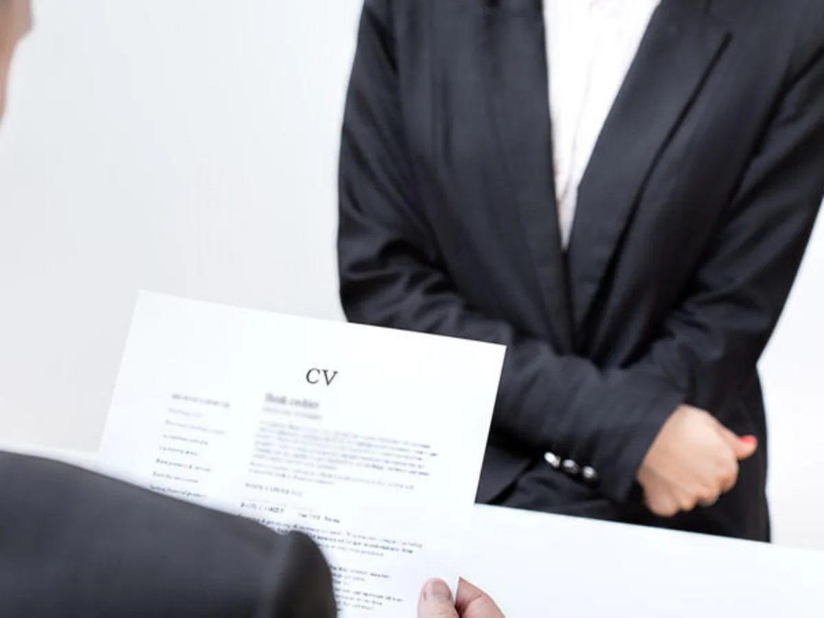 Azərbaycanda işə qəbul: CV-yə baxan varmı?