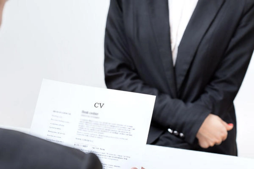 Azərbaycanda işə qəbul: CV-yə baxan varmı?