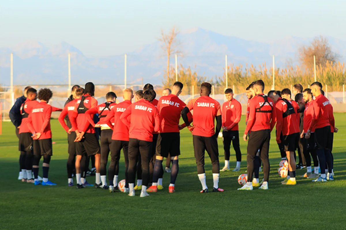 Antalya toplanışı: Sabah və Səbaildən heç-heçə, Sumqayıt qələbə qazanıb