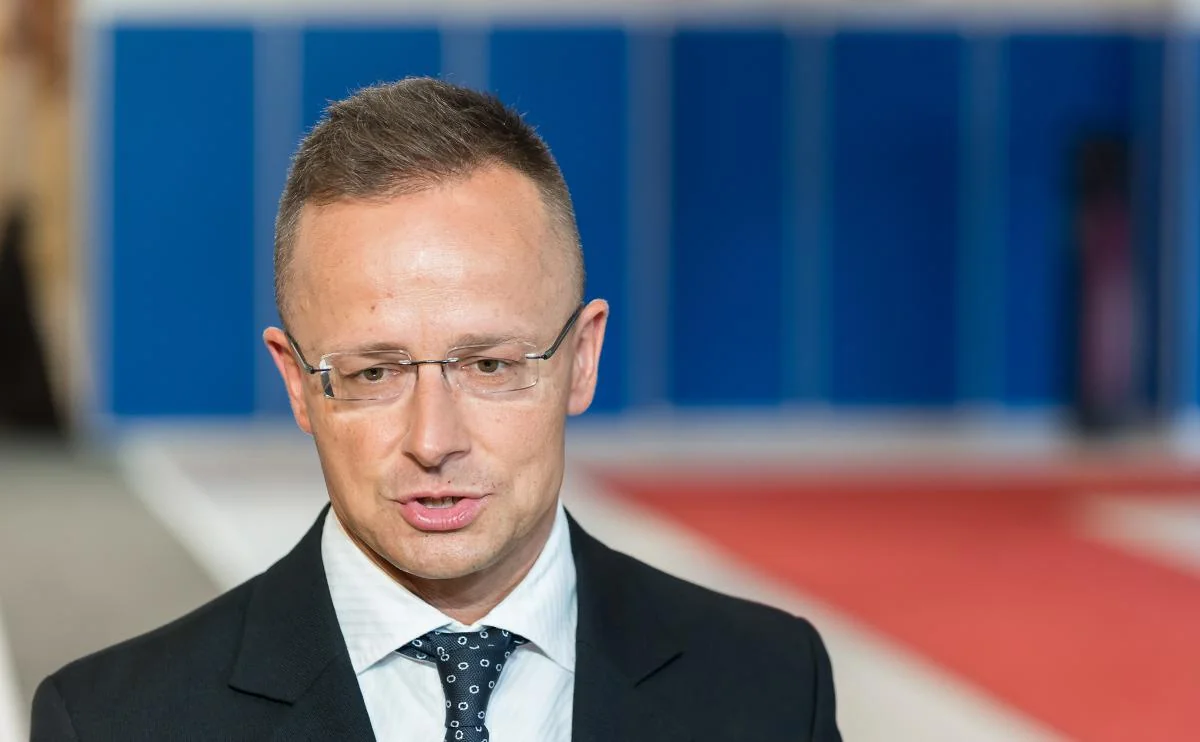 Сийярто: Венгрия готова предоставить площадку для переговоров России и Украины